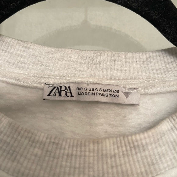 Zara Cropped Sweatshirt - Picture 6 of 6